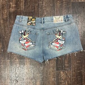 Ed Hardy Born Free Heart Jean Shorts - size 30